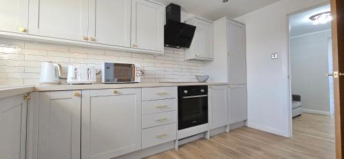 Milton Keynes Apartment | Milton Keynes 3BR,Modern Home, Sleeps 5, Families Deal, Free Parking