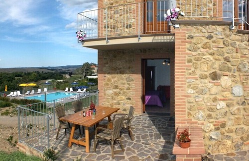 Lajatico Apartment | Mimosa Apartment 4 + 4