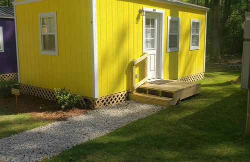 Notasulga Cabin | Mimosa- AUBURN FOOTBALL,15 minutes from Auburn University, Bucee's & Walmart