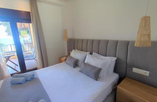 Nikita Apartment | Mina's House Beachfront Apartments