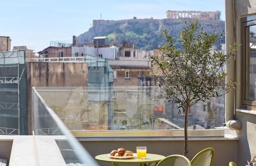 Monastiraki Apartment | Mind-blowing petite studio in the heart of Athens!