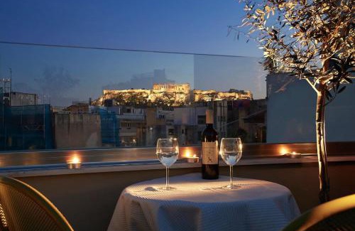 Monastiraki Apartment | Mind-blowing petite studio in the heart of Athens!