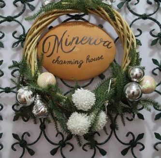 Historical Downtown Salerno Apartment | Minerva Charming House Elegant & Central Stay in Salerno