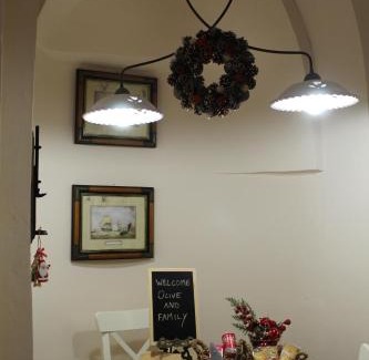 Historical Downtown Salerno Apartment | Minerva Charming House Elegant & Central Stay in Salerno