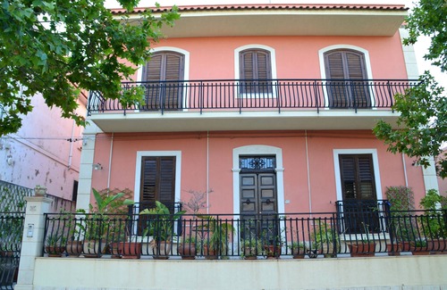 Avola House | MINI APARTMENT "IL GIGLIO" PENTHOUSE FLOOR 2nd FLOOR