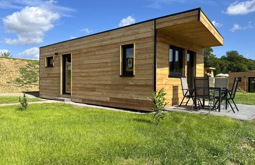 Edertal Ski Chalet | Mini chalet on Lake Edersee with 2 bedrooms