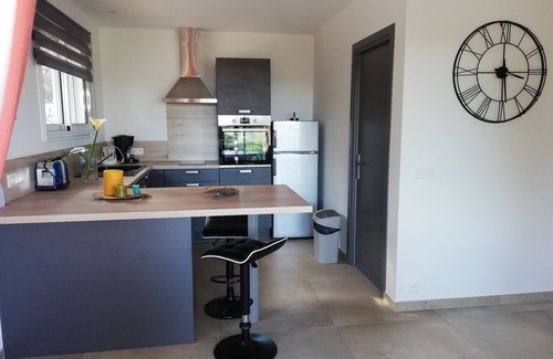 Pinarellu House | Mini villa for 2 persons with beautiful view near natural pools with swimming pool