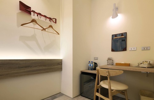 East District Hotel | Mini Hotels Taichung Station Branch