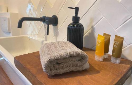 Dammarie Les Lys House | Mini maison bohème à 15min de Fontainebleau