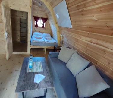 Oberdorla Other | Minihotel "Hobbit Town" am See an der Mecklenburger Seenplatte, Schlaffass