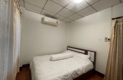 Old City Ski Chalet | Minimal Home