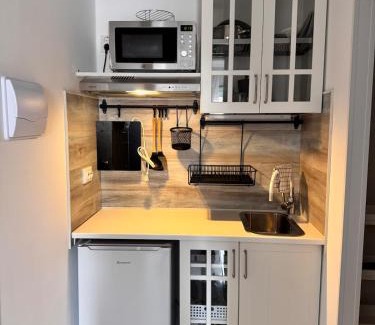 San Isidro Apartment | Minimalist Studio Fast Wi-Fi