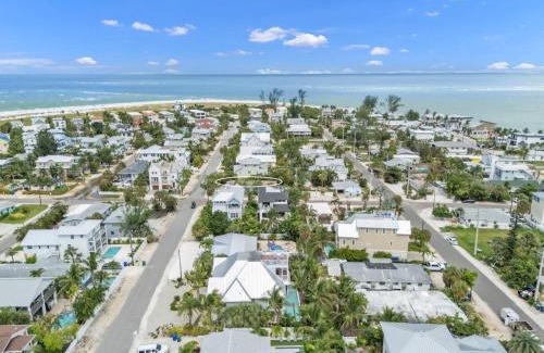 Anna Maria House | Minnow 1 Cabin