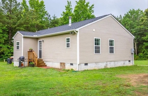 Bumpass House | Mins To Lake Anna Festivals