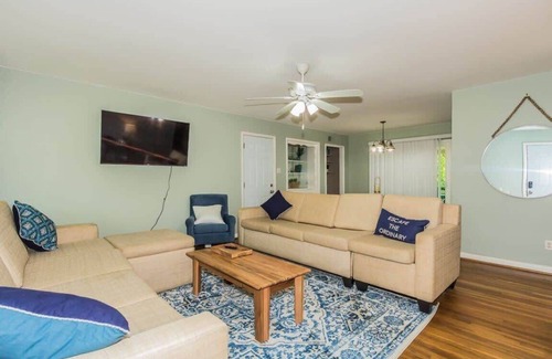 Little Rock House | Mins to Zoo, Hospital & UA - Broadmoor Bungalow