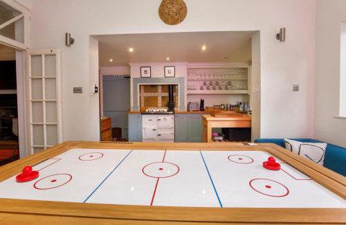 York House | Minster House - Group Hot Tub