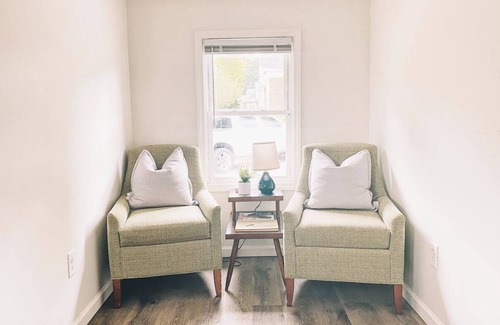 Northside District Apartment | Mint Julep - Studio Apartment in Downtown Lexington