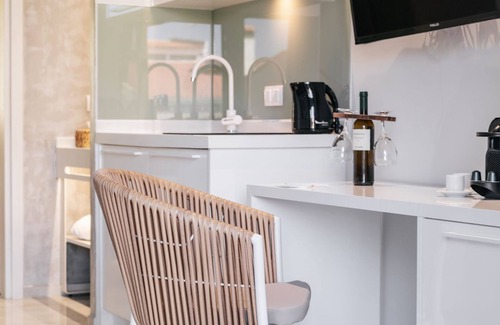 Haniotis Apartment | Minthi Boutique Apartments