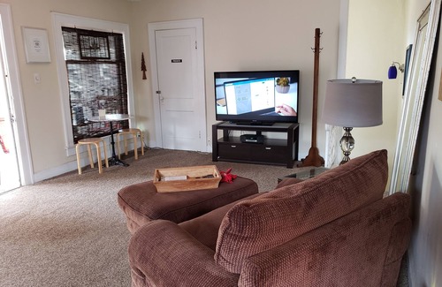 Near Eastside Apartment | Minutes from downtown Indy.