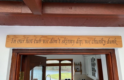 Libanus Cottage | Minutes from Pen y fan and Storey Arms , Brecon Beacons , hot tub , steam room .