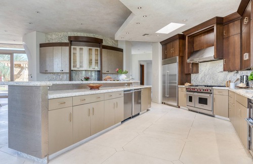 Coachella Cottage | Mirabella by Avantstay Private Lake + Kayaks & Paddle Boating!