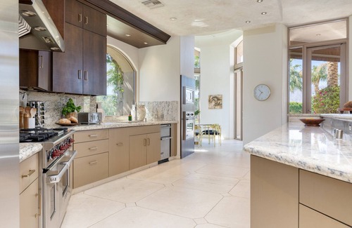 Coachella Villa | Mirabella by Avantstay 10 Acre Estate w/Prvt Lake, Golf Course & Pool