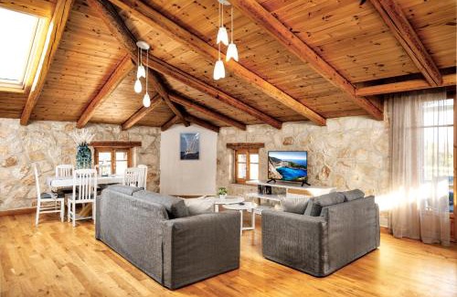 Vasilikos Apartment | Mirabilia Loft - Amazing Views and Steps from Banana Beach