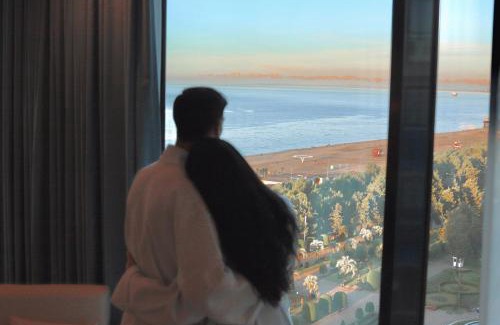 Old Boulevard Hotel | MiraMar Luxury Residences