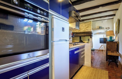 Savignac-de-Miremont Villa | Miramonde, romantic holiday home