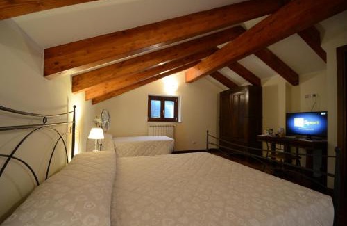 Cisano sul Neva Bed & Breakfast | Mirbea