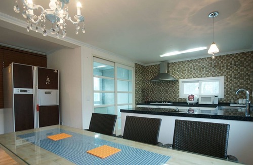 Andeok House | Mirvill Pension