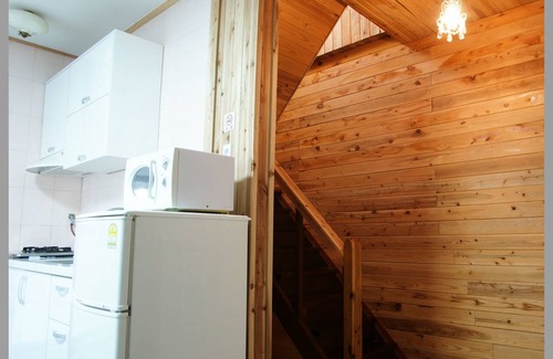 Andeok House | Mirvill Pension