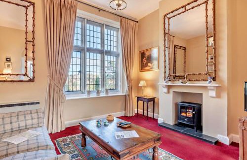 Miserden House | Miserden Park Flat