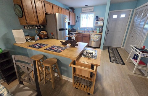 Chincoteague House | Misty Mare Townhouse - Gorgeous home on Chincoteague Island