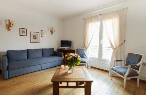 Quartier de l'Ecole-Militaire Apartment | Mithouard Apartments