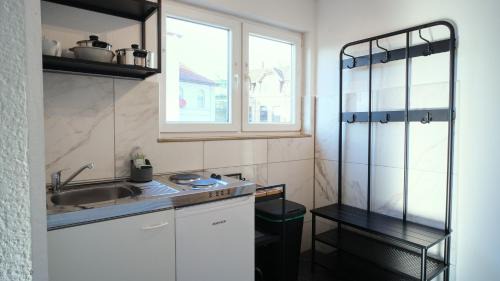 Celle Apartment | Mivano-Apartments WiFi Küche NETFLIX