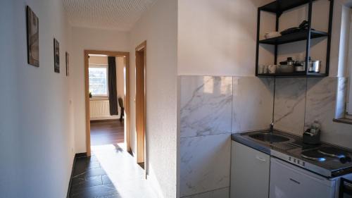 Celle Apartment | Mivano-Apartments WiFi Küche NETFLIX