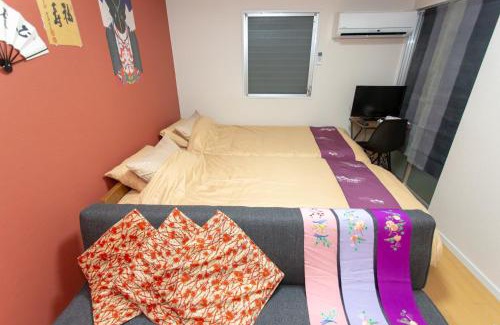 Karasuma Apartment | Miyabiro 105