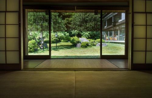 Itsukushima House | Miyajima Guest House Mikuniya