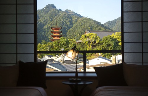 Hatsukaichi House | Miyajima Kinsuikan