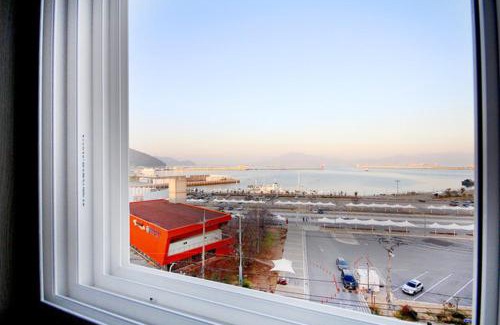 Chongp'o Hotel | Mj Hotel