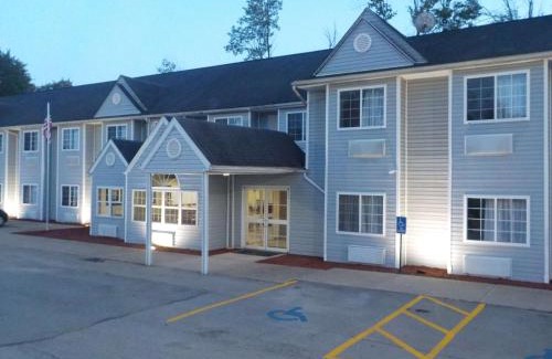 Marienville Hotel | MJ INN and SUITES