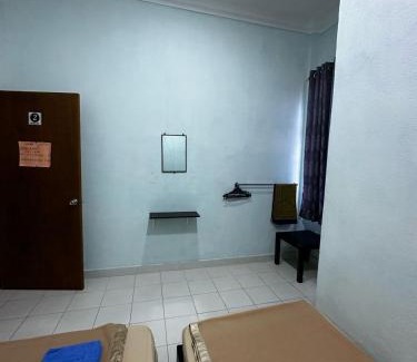 Kampung Pasir Hantu Hotel | MJ - Perhentian