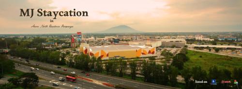 San Fernando Bed & Breakfast | MJ Staycation Azure North Pampanga
