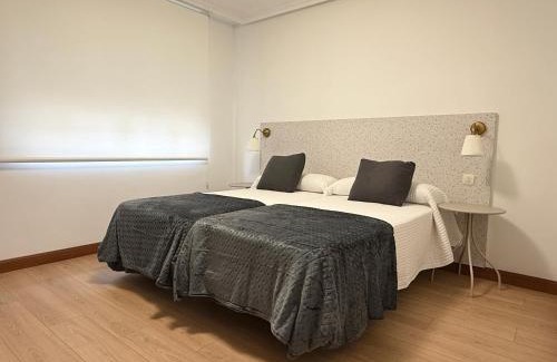 Leon House | Mk77 House