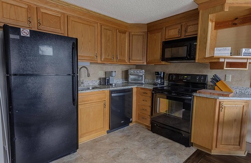 Snowshoe Condo | ML 109-Enjoy summer in this inviting bike-in/out 1BR with brand new deck!