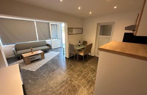 Krusevo Villa | MM Villa, Strandnahe Villa mit Pool & Whirlpool in Kruševo