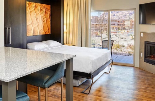 Moab Resort | Moab Utah Gem