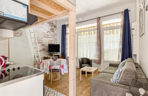 Republique - Les Ponts Apartment | MOANA - Petit cocon situé quartier République