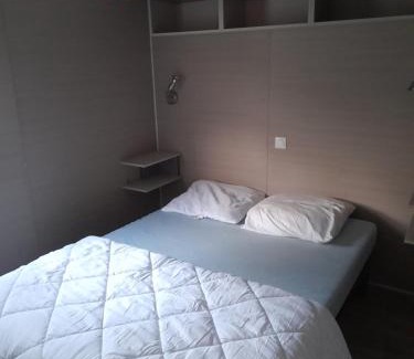 Genouille Other | Mobil home 5 personnes lagon